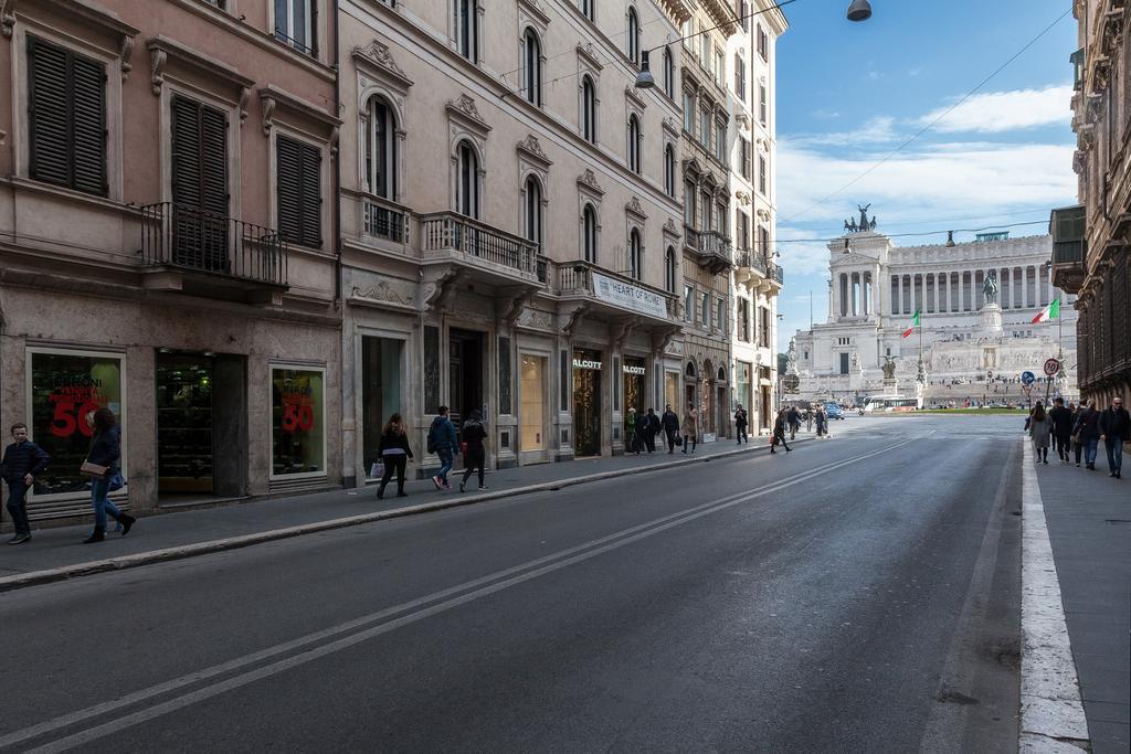 Amazing Suite Piazza Venezia Roma Exterior foto